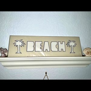 Wall Decor “BEACH” Sign